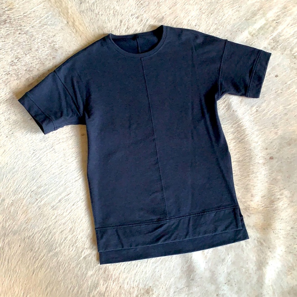 Lululemon Navy Long Side Slit Tee
